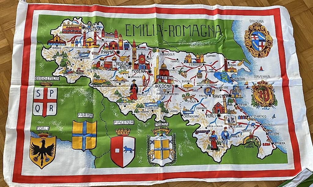Grembiuli: Hochschürze / Topflappen / Küchentuch  – Usato da Volketswil venduto da Ahot 1