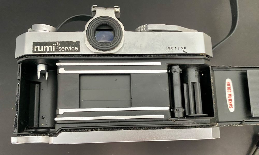 Konica Autoreflex A + 2 objectifs Amiral et Tokina 5