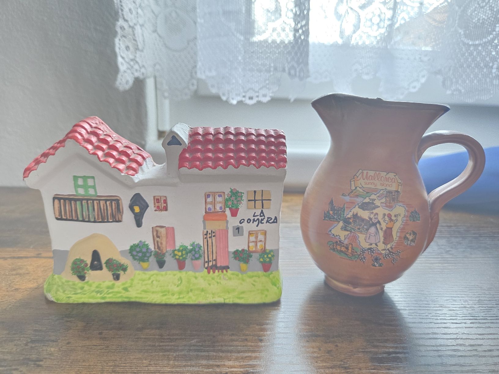 Toutes les décorations: Ceramic House Figurine & Mallorca Pitcher  – D'occasion à Winterthur par Maricels_Boutique 1