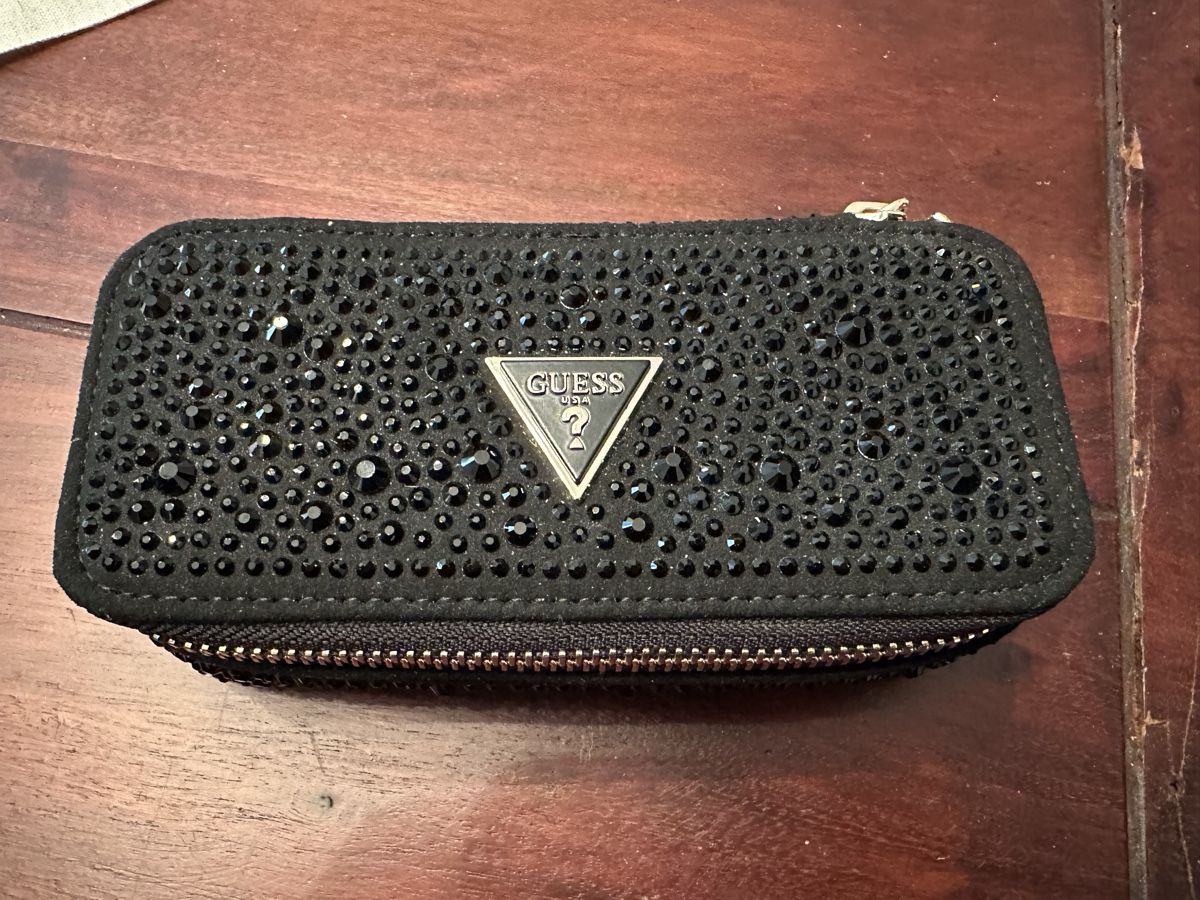 Guess Astucci : Guess. Schmuck Etui Kristall – Nuovo (secondo la descrizione) da Bern venduto da womiman