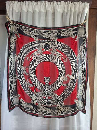 Foulard Cartier en soie 