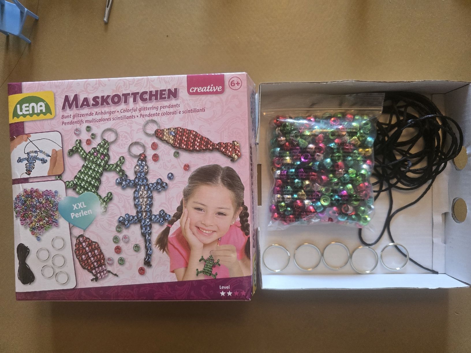 Kit bricolage: Maskottchen Bastelset, XXL Perlen – Usato da Zürich venduto da Jackiieee88