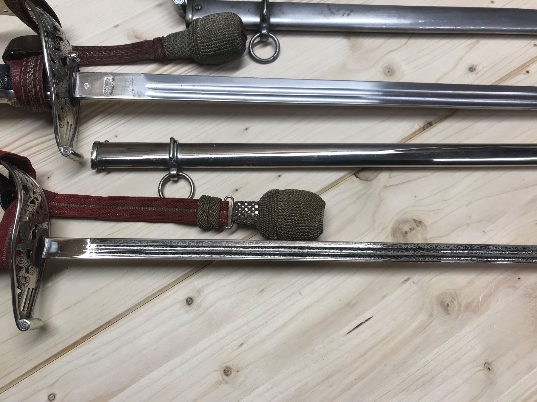 Schweizer Armee Uniformi: Uniform mit Degen 1899 3 Stk – Usato da Erschwil venduto da Freitag1 2