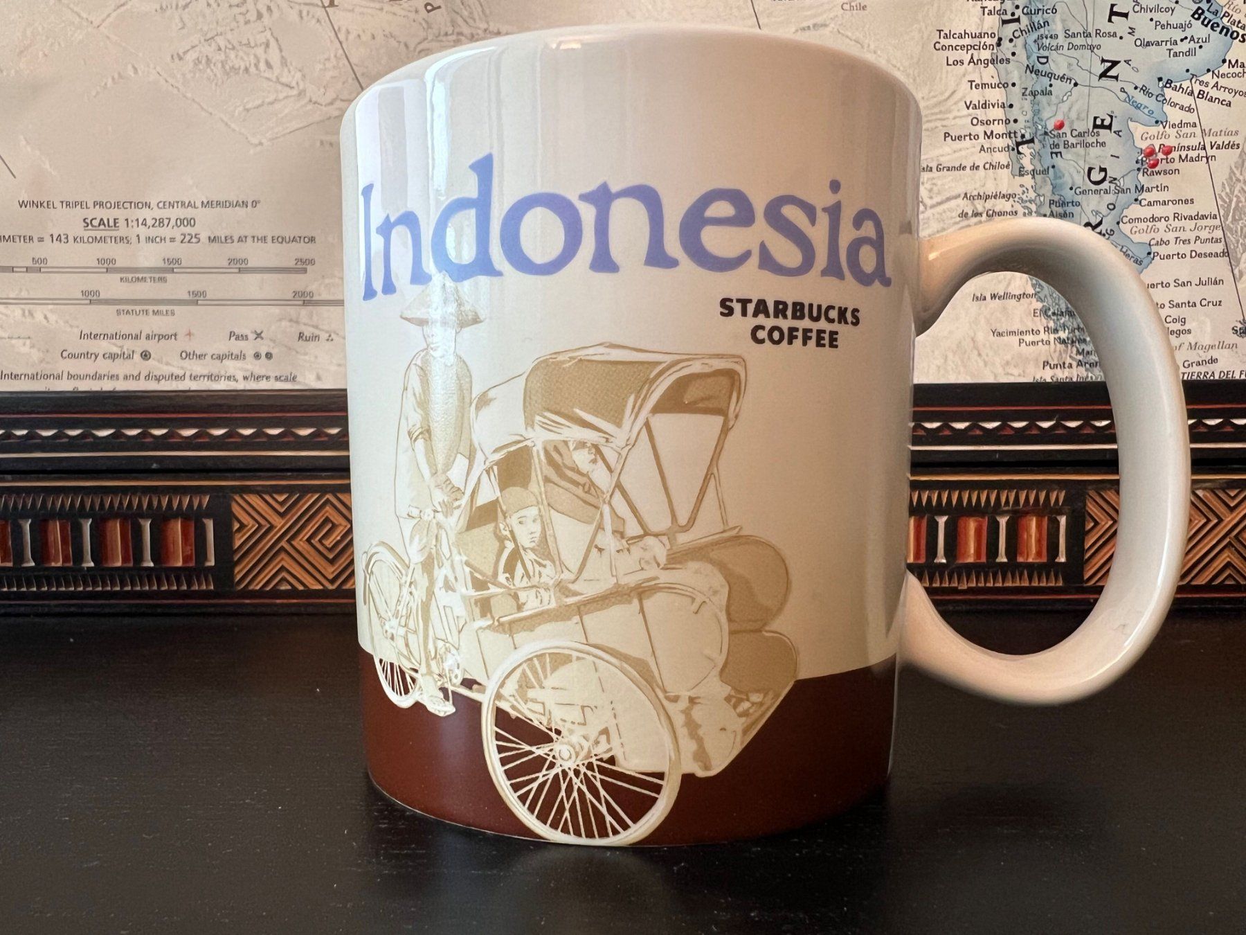 Starbucks Tazze: Starbucks Icon Mug Indonesia – Nuovo e nell'imballaggio originale da Zofingen venduto da travelller