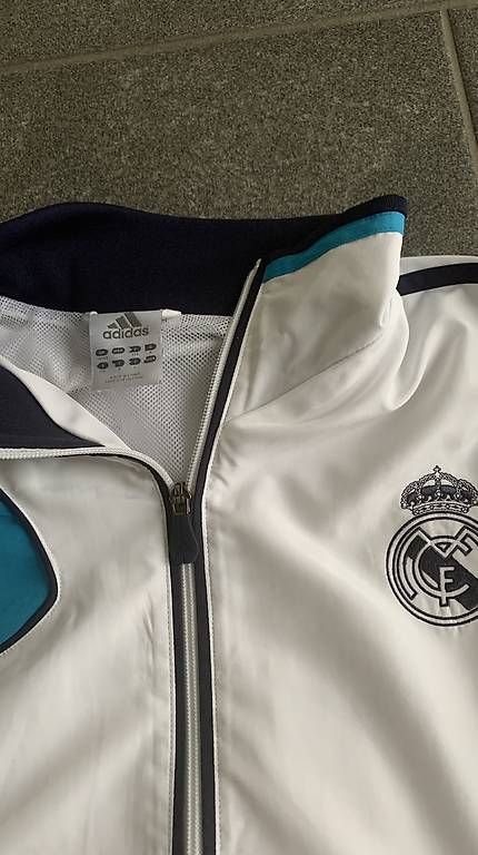 Adidas Giacche: Real Madrid  Sport Jacke – Usato da Hochdorf venduto da suatvid 1