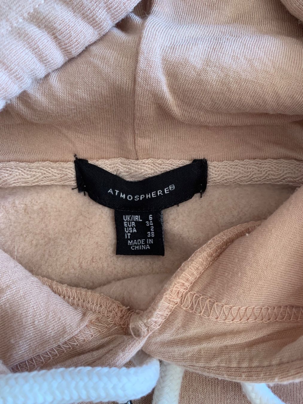 Maglioni & Felpe: Crop sweat à capuche rose – Usato da Montreux venduto da iizaa811 3