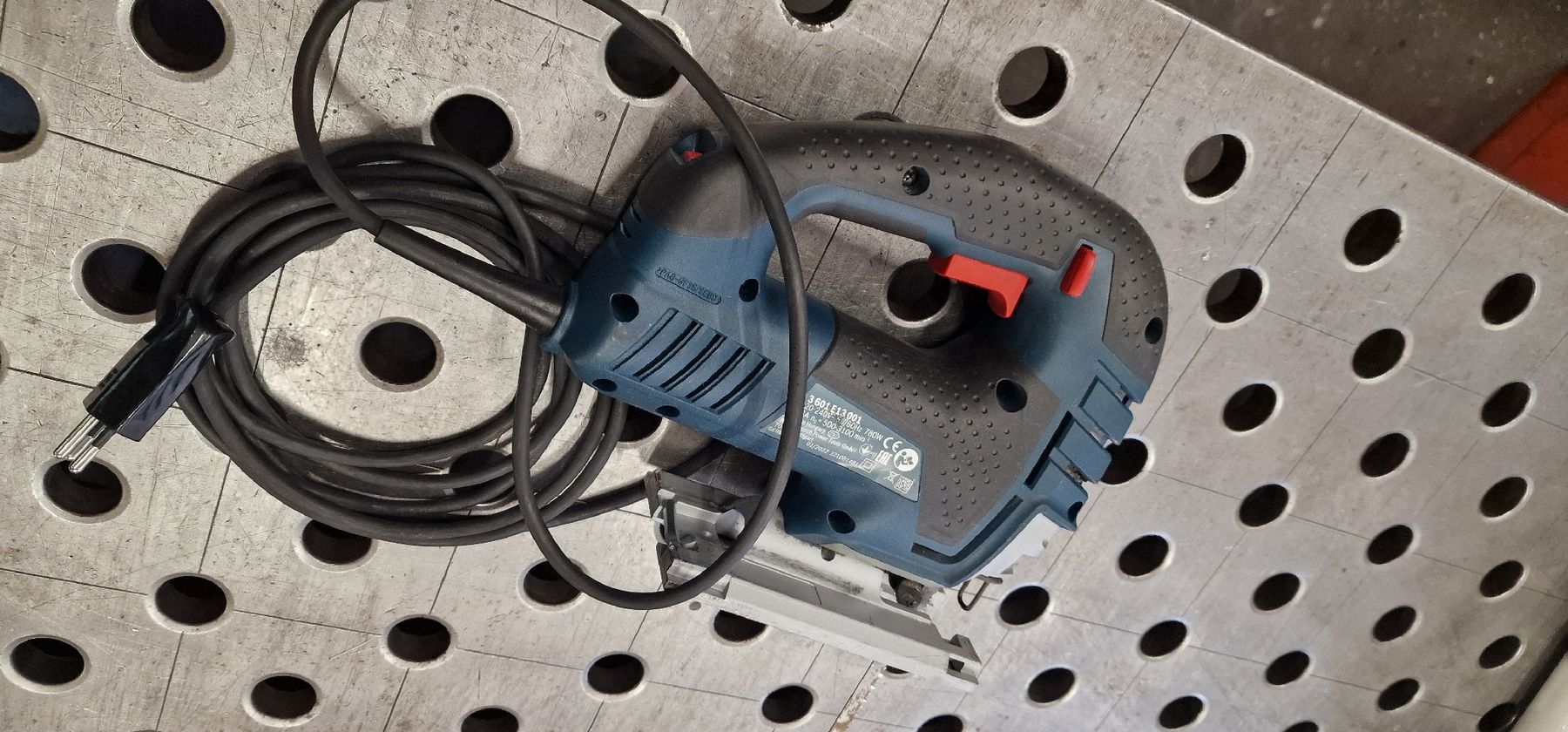 Makita Alle Maschinen: Bosch Stichsäge – Gebraucht aus Emmenbrücke von inf_l8yf 2