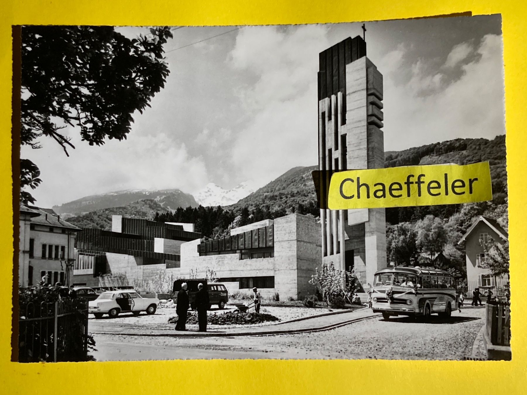 Cartes postales: Kath. Kirche Buchs SG, Schweiz, mit Alvier – D'occasion à Zürich par Chaeffeler