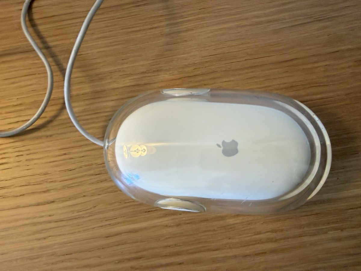 Apple Mouse: Souris Apple USB bon état – Usato da Kloten venduto da Mumiiin 2