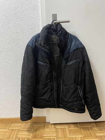 Diesel Winterjacke, neuwertig, Grösse L, Top Zustand!