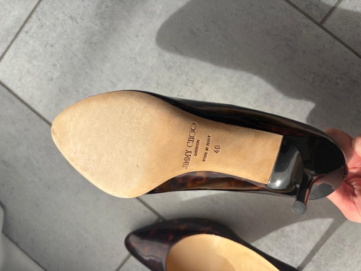 Jimmy Choo Scarpe da donna: Jimmy Choo Romy Pumps – Nuovo (secondo la descrizione) da Zug venduto da ann_jmb7 2