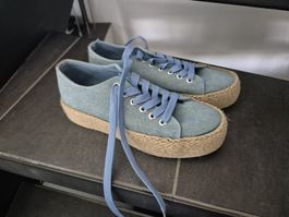 Schuhe 37