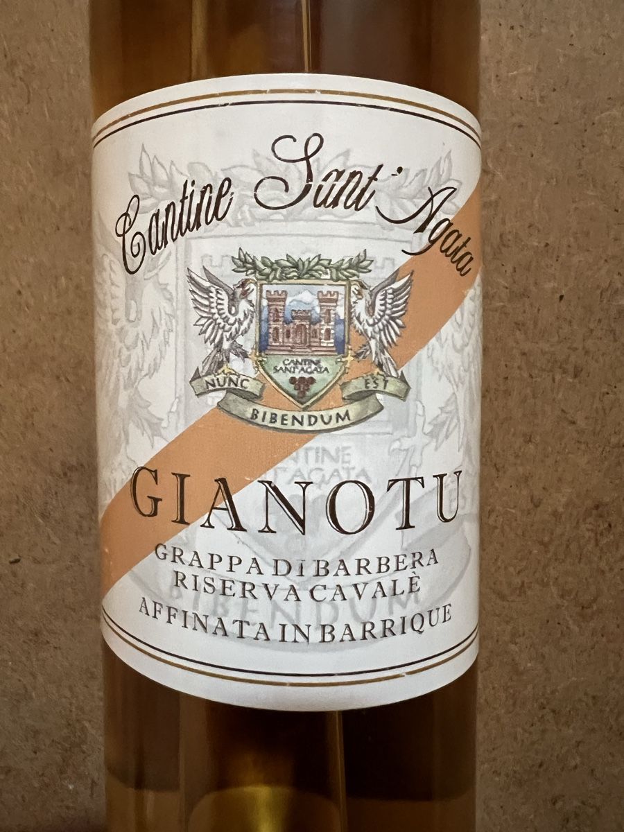 Bevande alcoliche: Cantine Sant'Agata Gianotu Grappa di Barbera Riserva Cavale – Nuovo (secondo la descrizione) da Buchs SG venduto da ham_prv5