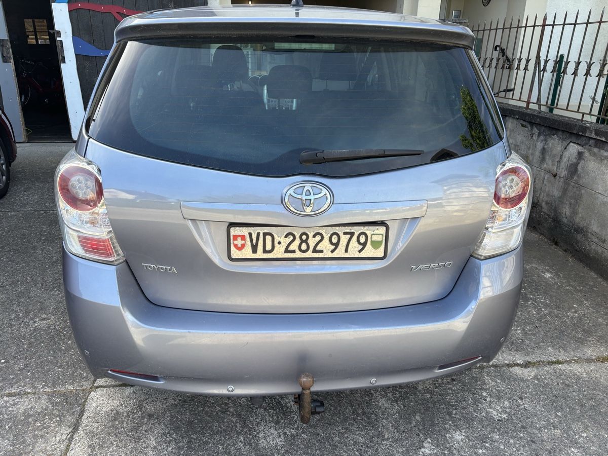 Toyota Automobili: Toyota Verso 1.8 – Usato da Corcelles-près-Payerne venduto da Chene123 2