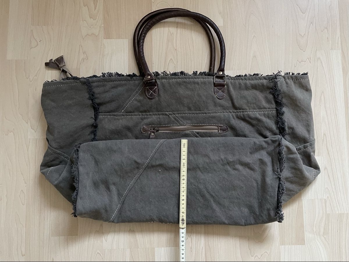 Borse da donna: Grosse Tasche grün neu – Nuovo (secondo la descrizione) da Leuzigen venduto da Bonjo 3