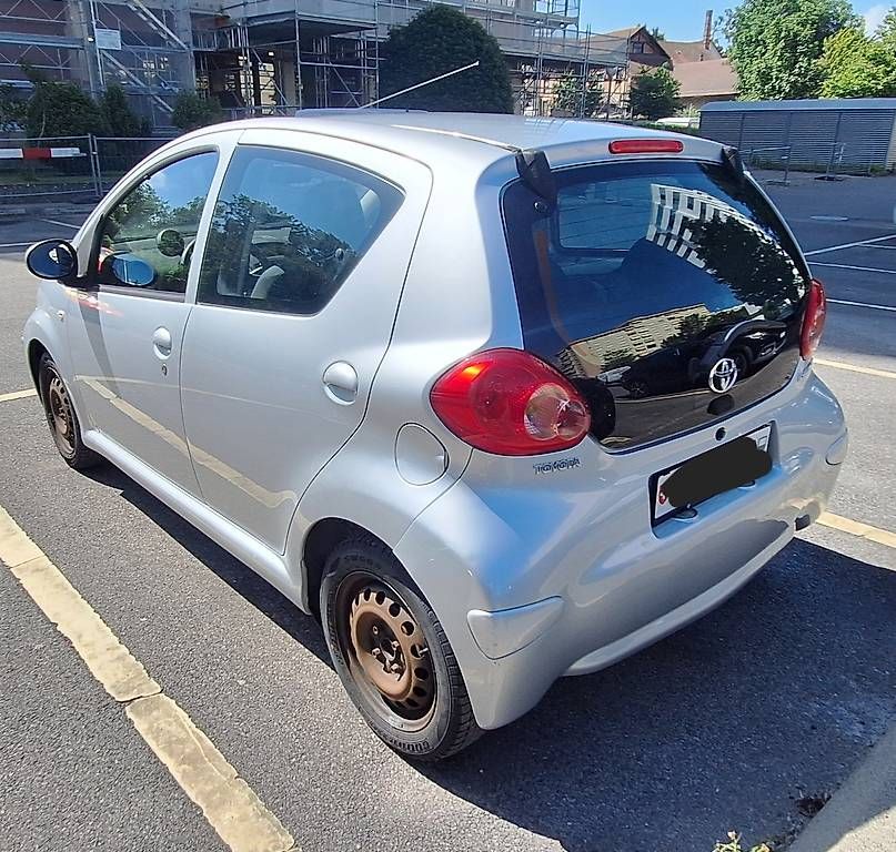 Toyota Automobili: Toyota Aygo 1.0 – Usato da Chavannes-Renens venduto da 717_qxv9 1