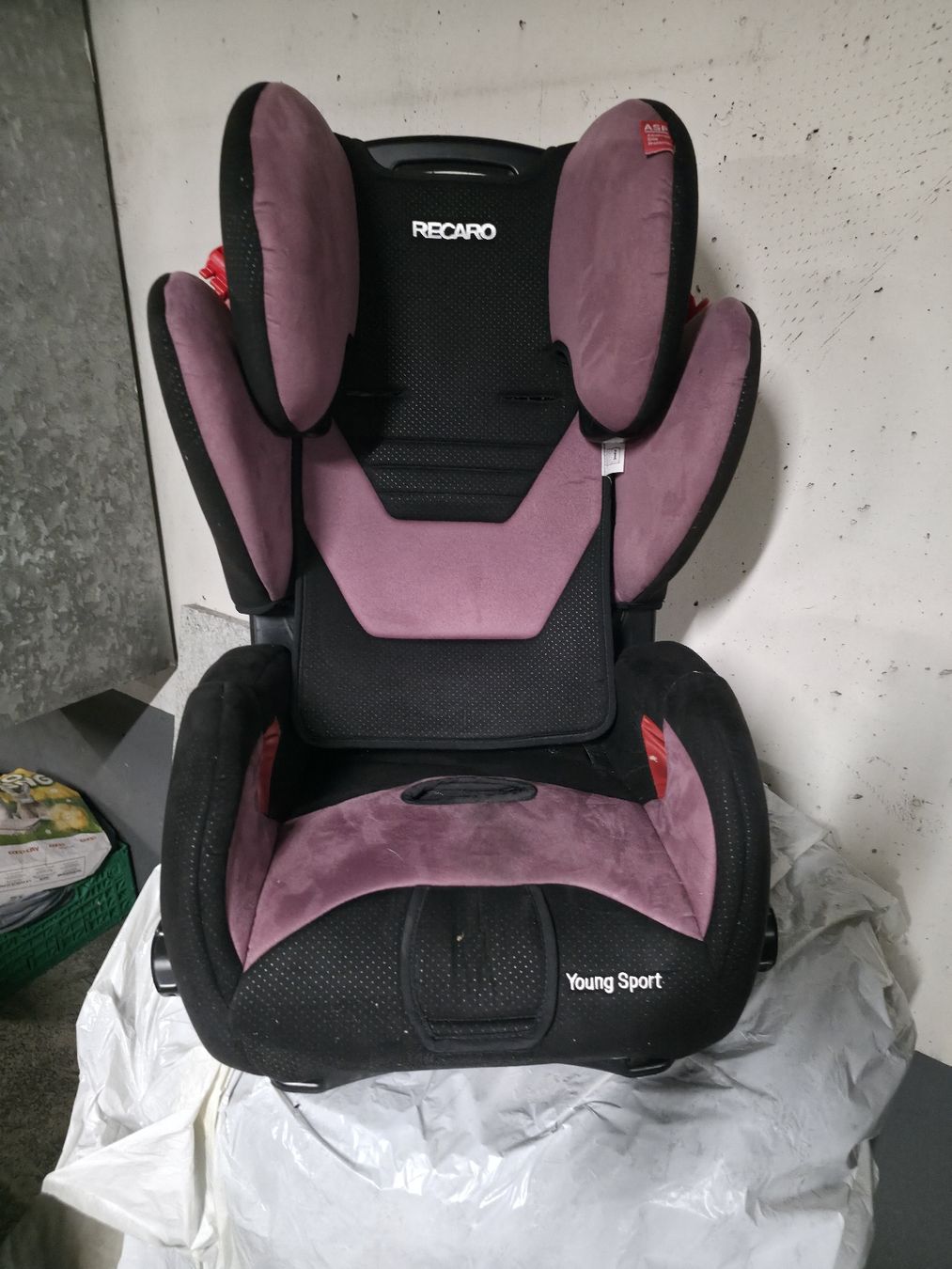 Recaro Seggiolini per auto: Recaro Kindersitz – Usato da Niederglatt ZH venduto da pil_m8bn