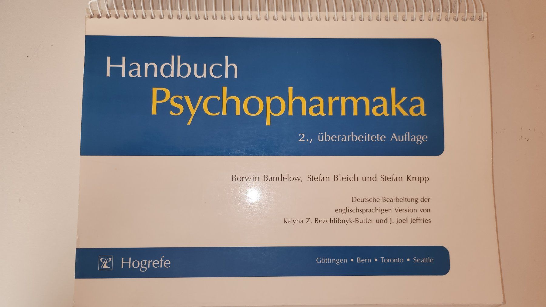 Libri: Handbuch Psychopharmaka, 2. Auflage – Usato da Dietikon venduto da Buchantiqdietikon