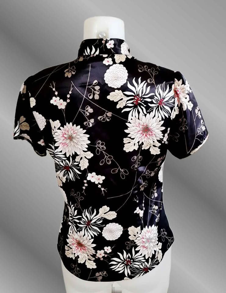 Blusen: Schicke Bluse Gr. 38 schwarz floral – Neu (gemäss Beschreibung) aus Aarburg von Hystoria 3