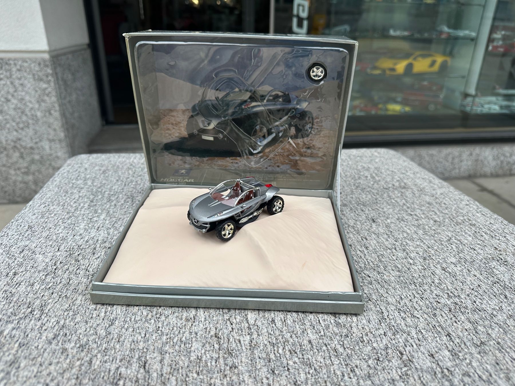 Norev Modellini d'auto: Norev 1:43 Peugeot 4002 – Usato da Chiasso venduto da Carrara-Modellismo 1