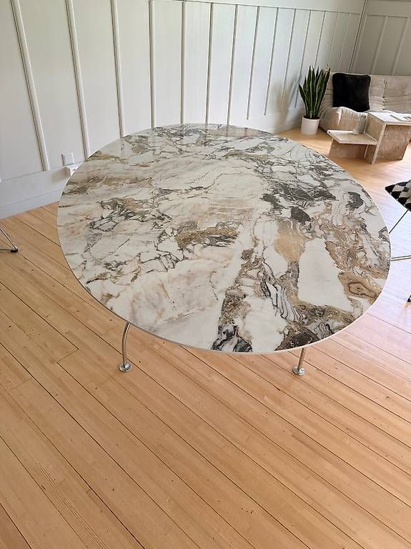 Tavoli: Kartell Glossy Marble Oval Table – Usato da Rüti b. Riggisberg venduto da lp5_5kkl 4