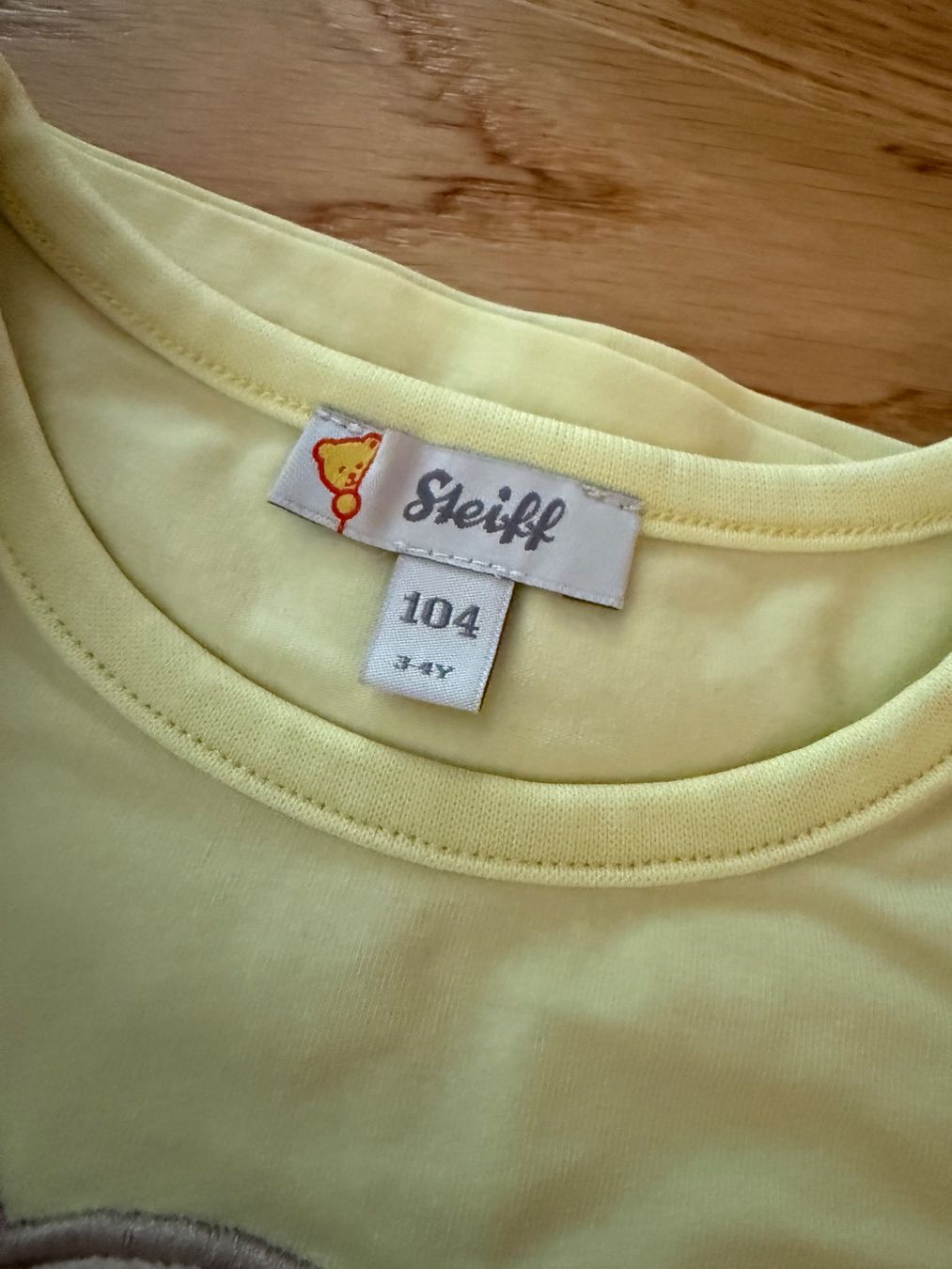 Lotti & Set di vestiti: Kleiderpaket Mädchen Grösse 104 – Usato da St. Gallen venduto da mirnes84 3