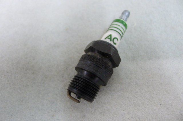 Toutes les pièces auto: 4x Zündkerzen AC C86 Neuware – Neuf avec emballage d'origine à Steffisburg par Gswiss 1