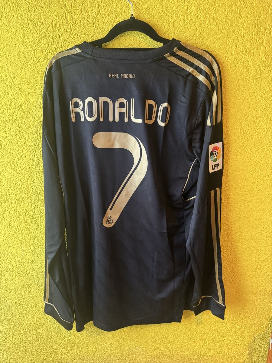 Canottiere & Pantaloni: Cr7 Real Madrid Retro Trikot – Nuovo e nell'imballaggio originale da Büren an der Aare venduto da dan_2b8n 1