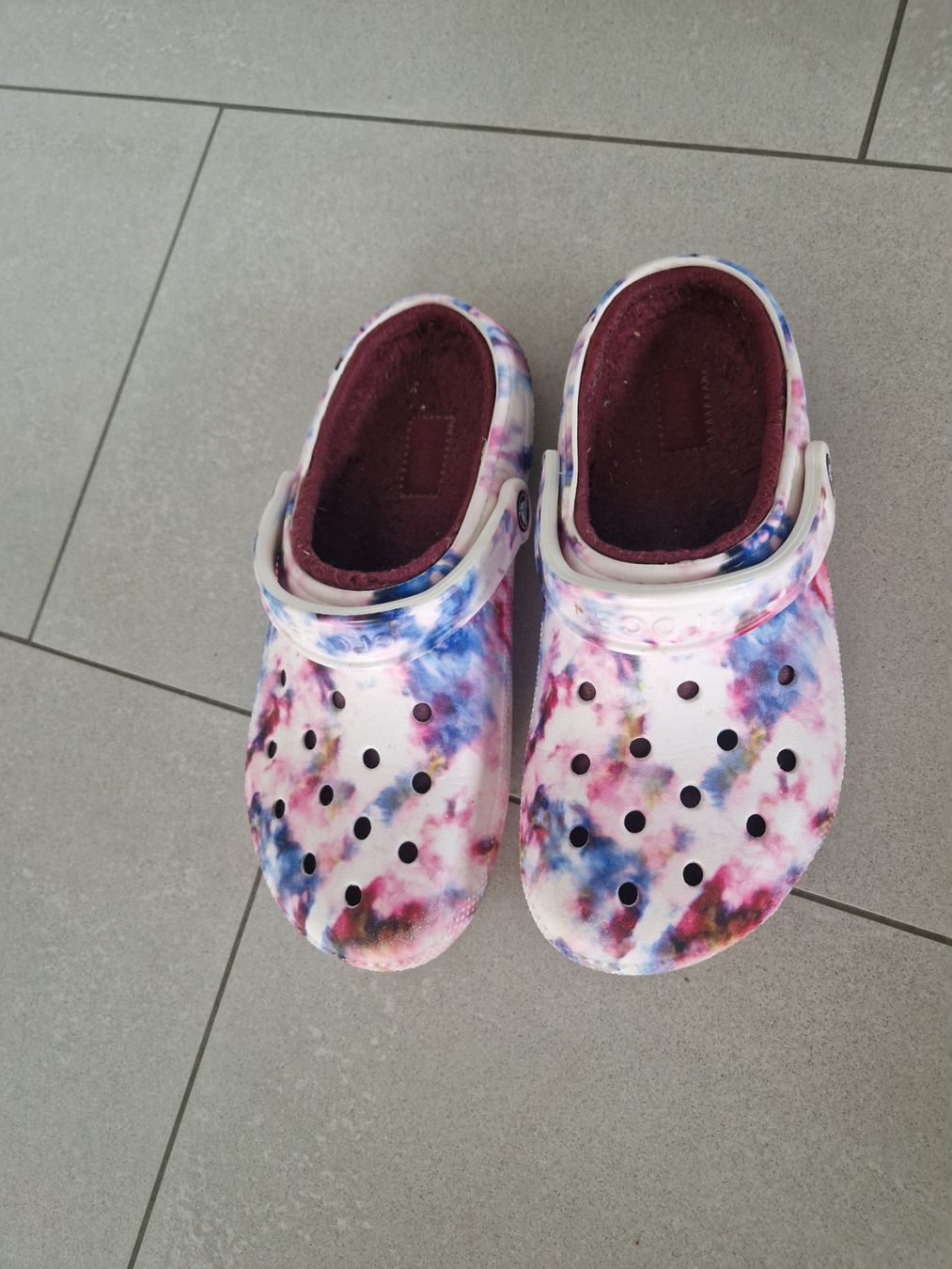 Crocs Scarpe da uomo: Crocs gefüttert Galaxy – Usato da Stäfa venduto da bel_mhl7 1