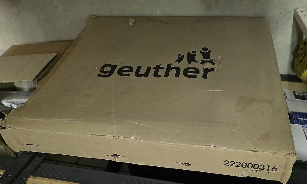 Geuther Fasciatoi & Accessori: Wickeltisch Geuther neu weiss – Nuovo e nell'imballaggio originale da Grossaffoltern venduto da Hmihi
