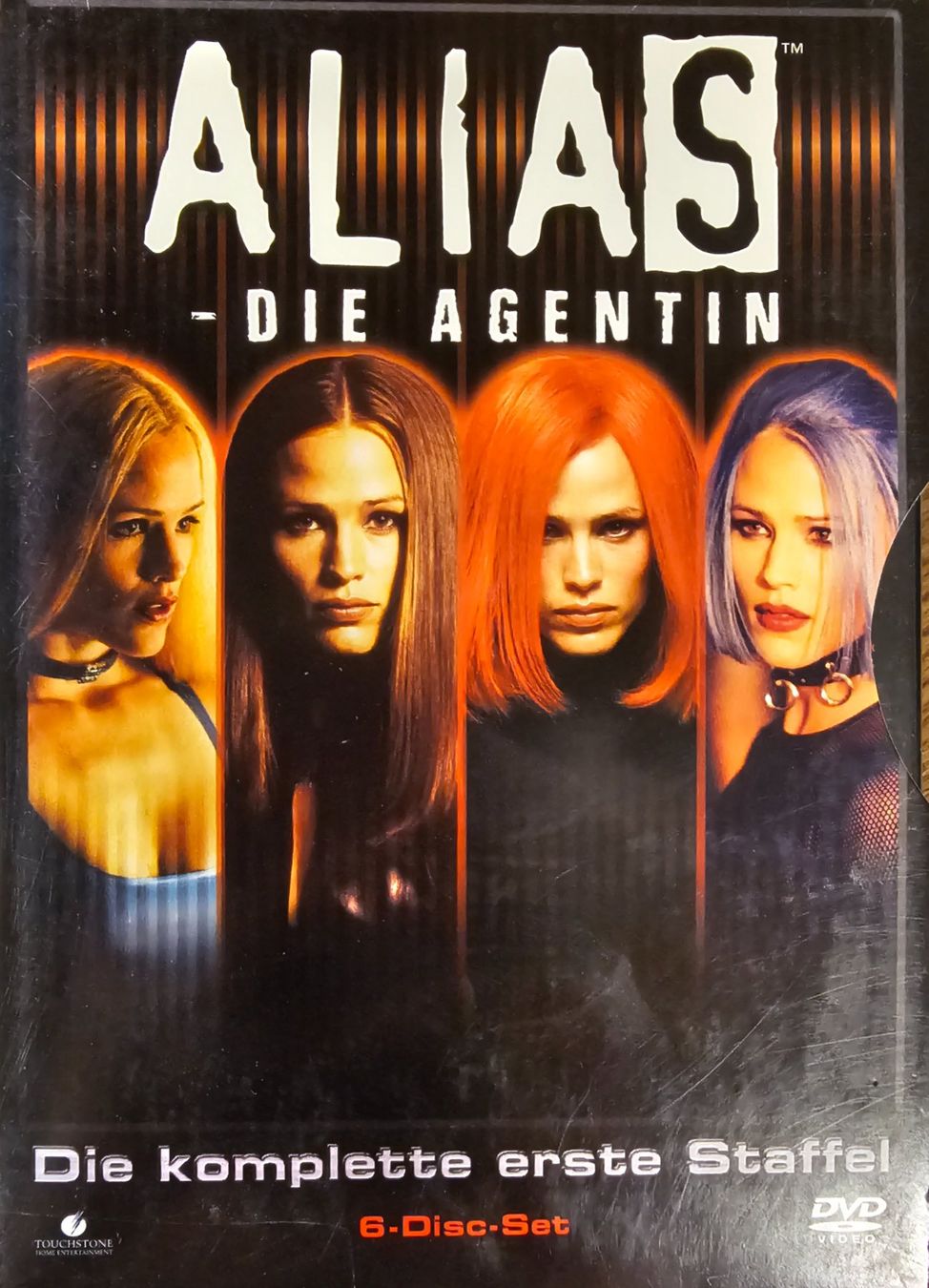 Tutti i DVDs: Alias - Die Agentin - Staffel 1 – Usato da Wahlen b. Laufen venduto da Cg10