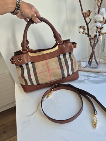 Burberry Hepburn Vintage Handtasche