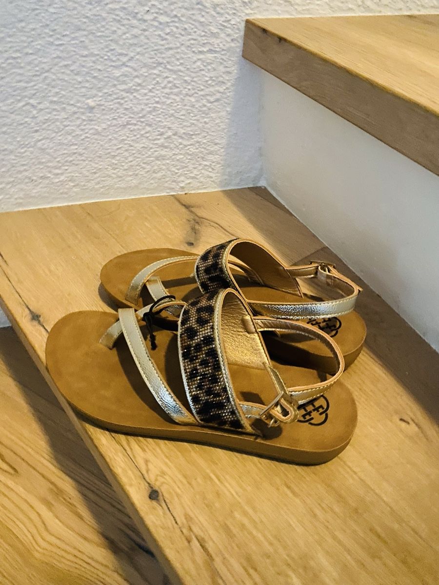 Scarpe da donna: Sandalen – Usato da Winterthur venduto da Jacca