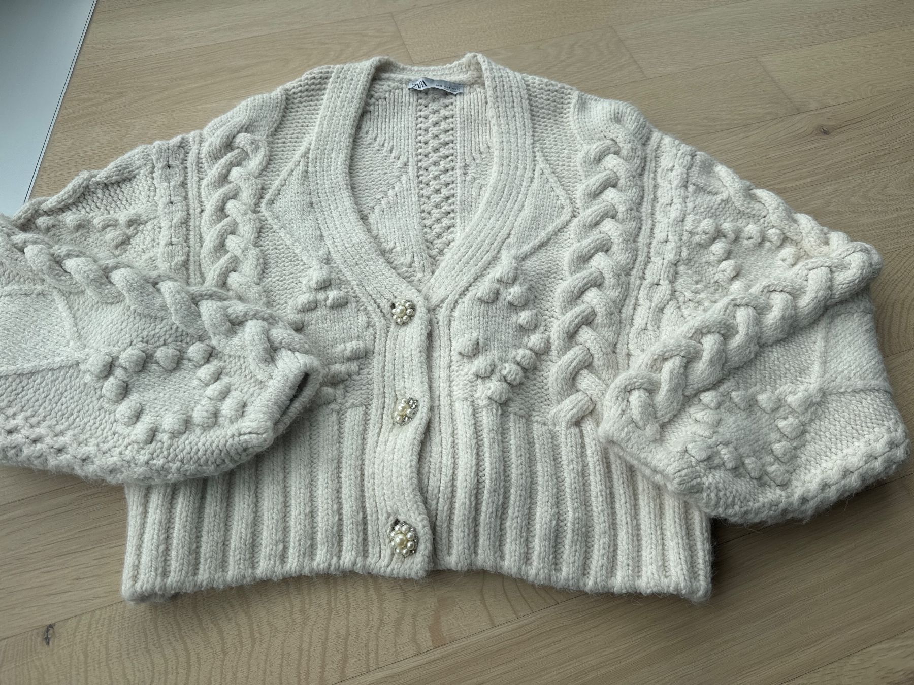 Zara Giacche: Zara Knitwear Jacke gr. S – Usato da Kilchberg ZH venduto da atlanticpacific