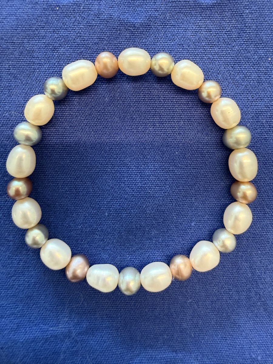 Bracciali & Braccialetti: Perlenarmband, elastisch, neuwertig, Top! – Nuovo (secondo la descrizione) da Lyss venduto da Sibella56