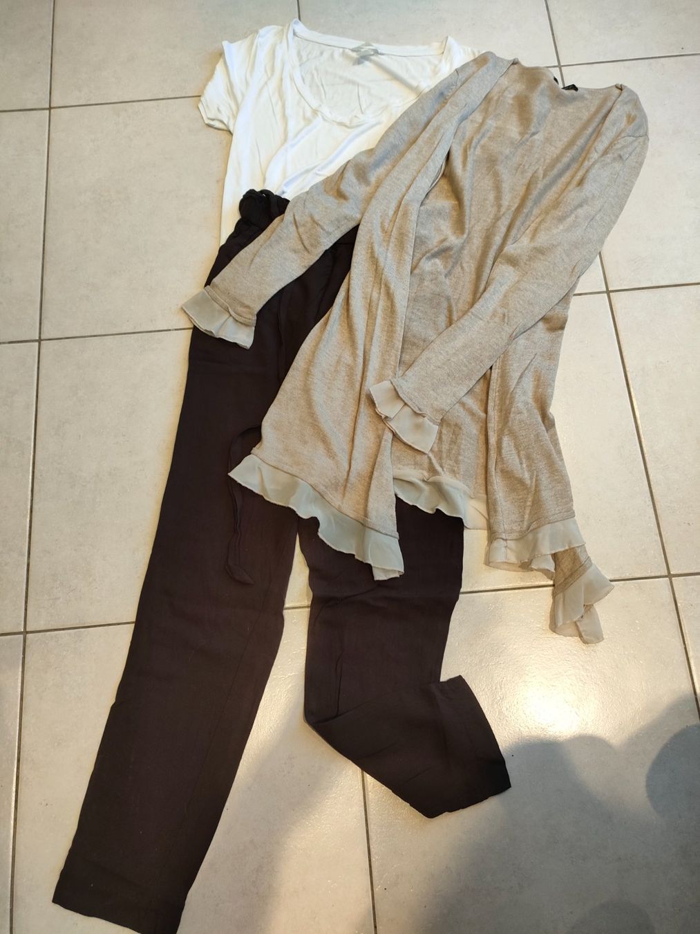 Lots de vêtements: Kleiderpaket Gr. XS – D'occasion à Adelboden par Lammhult 4