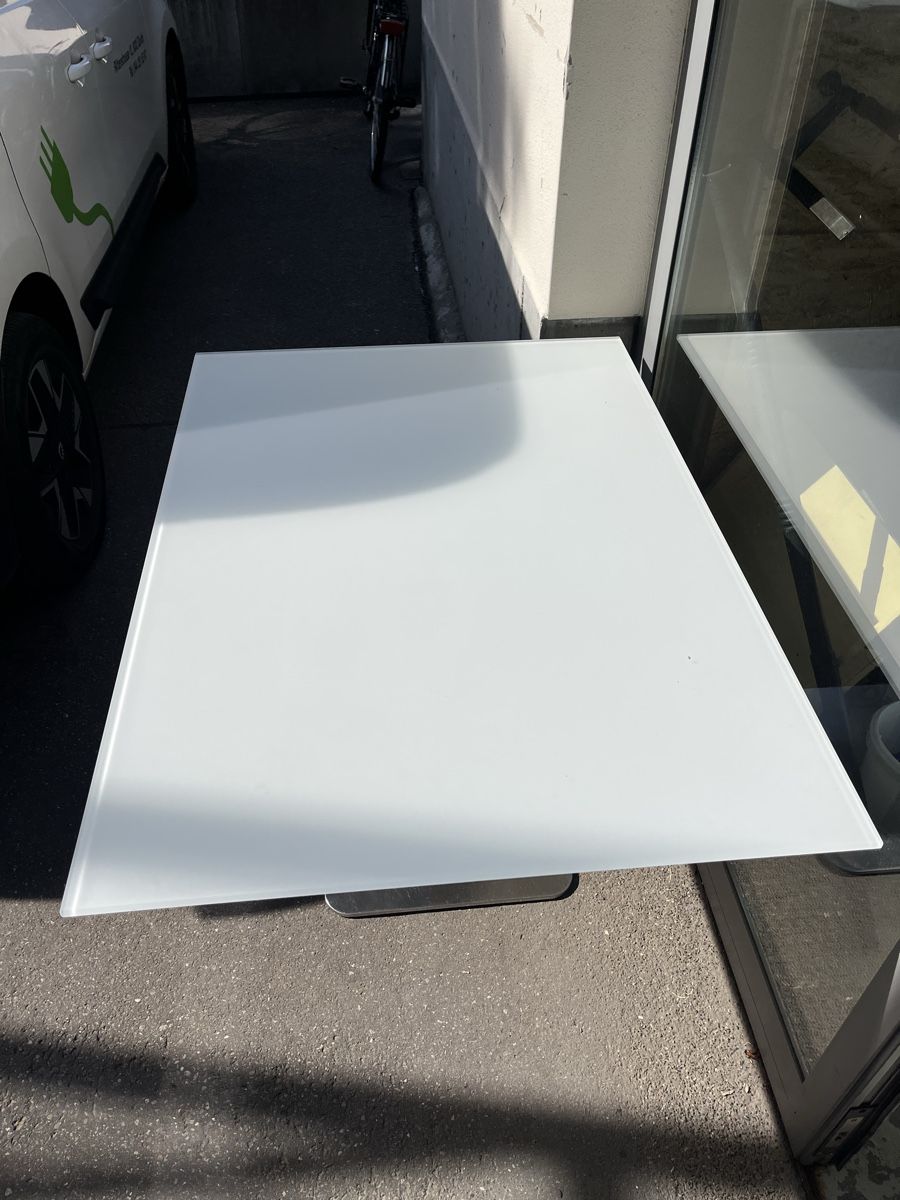 Tables: Esstisch – D'occasion à Zürich par nil_zyk2 1