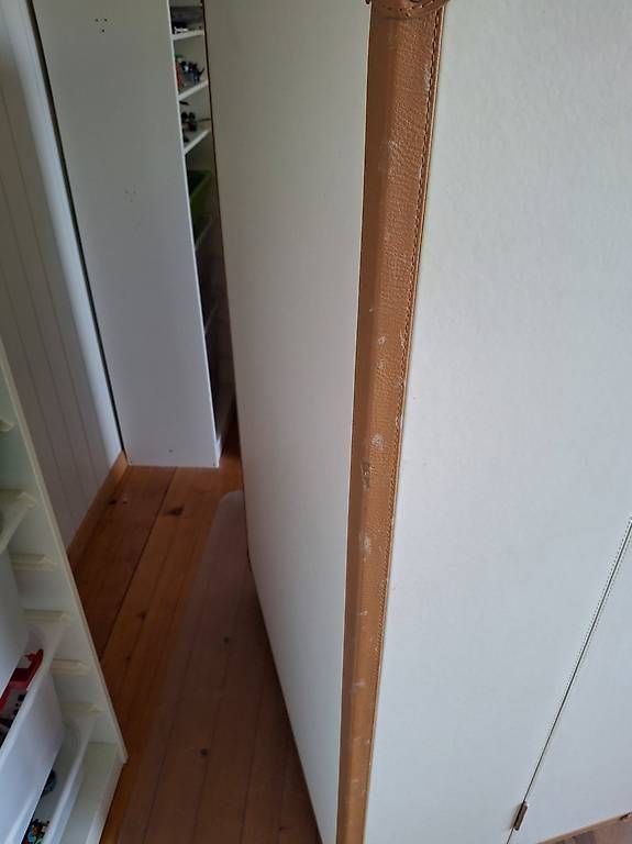 Scrivanie: Bürotisch/Schrank – Usato da Horgen venduto da Ursi011 3