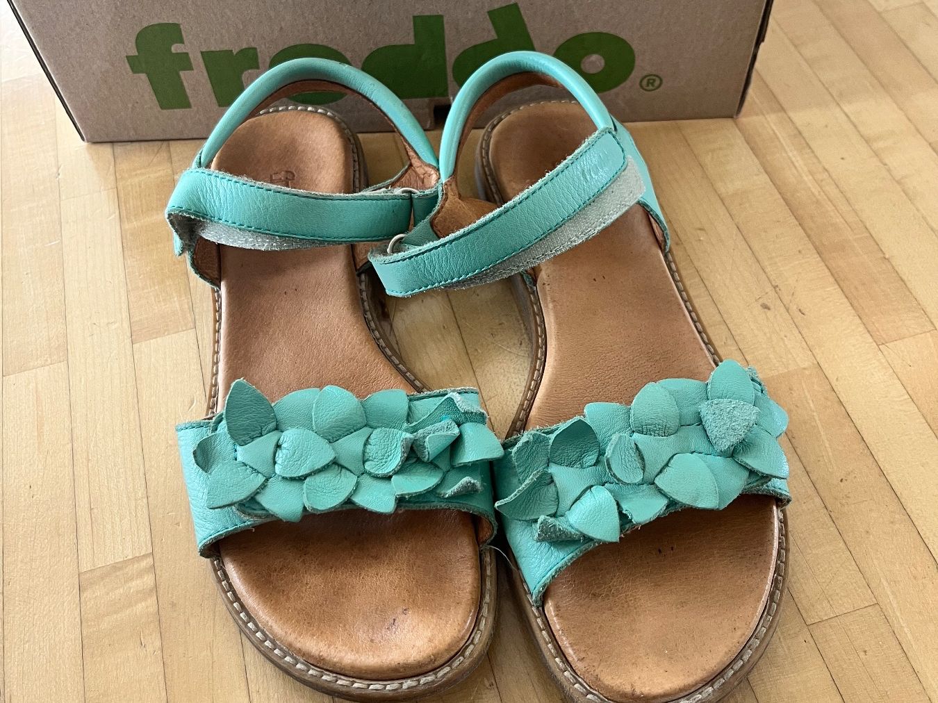 Froddo Scarpe per ragazze: Froddo Leder Sandalen Gr. 35 – Usato da Horgen venduto da Hoppelhase11