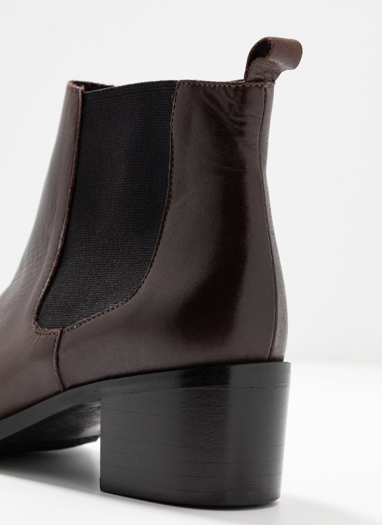 Scarpe da donna: Bianco Lederstiefelette, 38 – Usato da Luzern venduto da xyz9 4