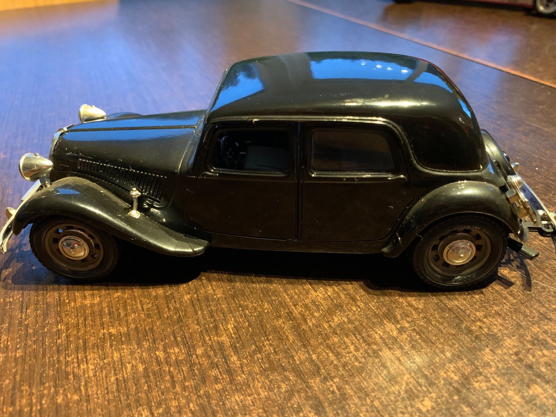 Bburago Modellautos: Voiture modèle réduit – Gebraucht aus Domdidier von qatar1973 1
