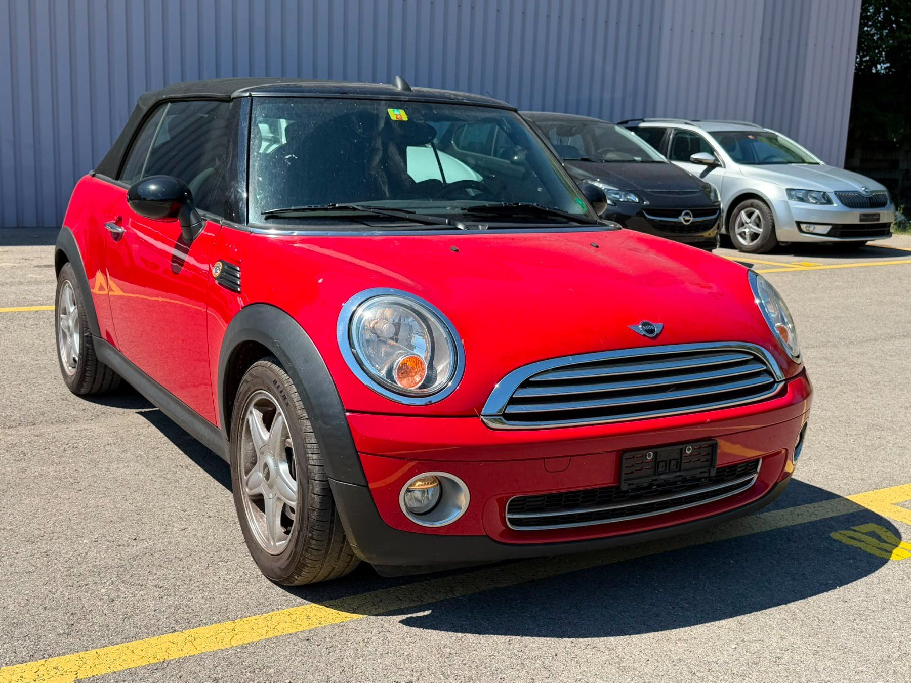 Mini Autos: Mini Cooper Cabrio 1.6i – Gebraucht aus Crissier von vim_r8qn