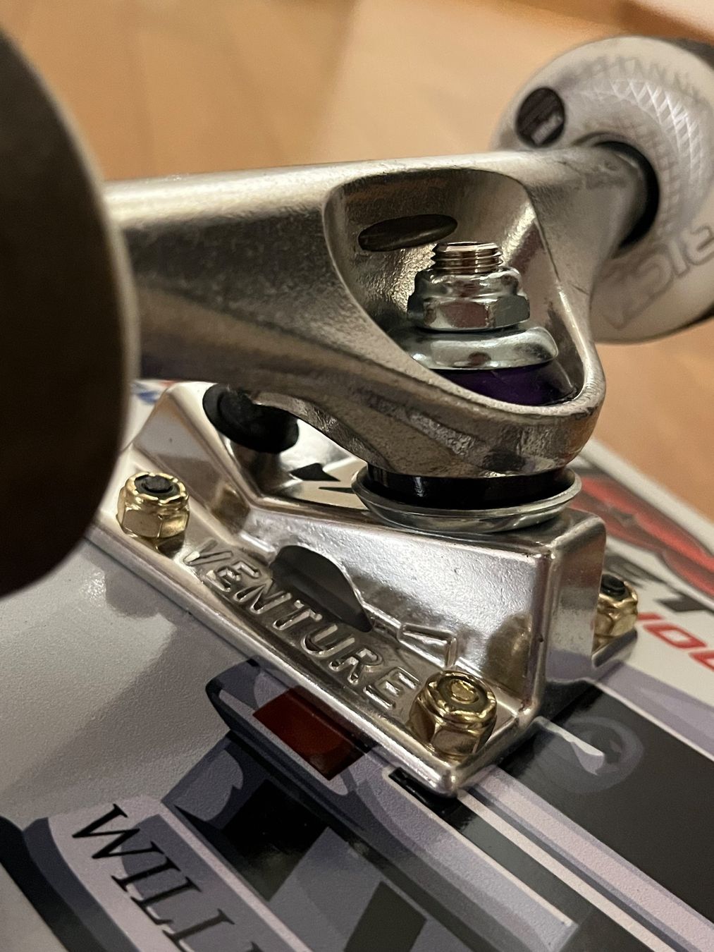 Skateboards: Skateboard komplett DGK, Venture, Ricta, Bones – Usato da Wetzikon ZH venduto da MW.S 4