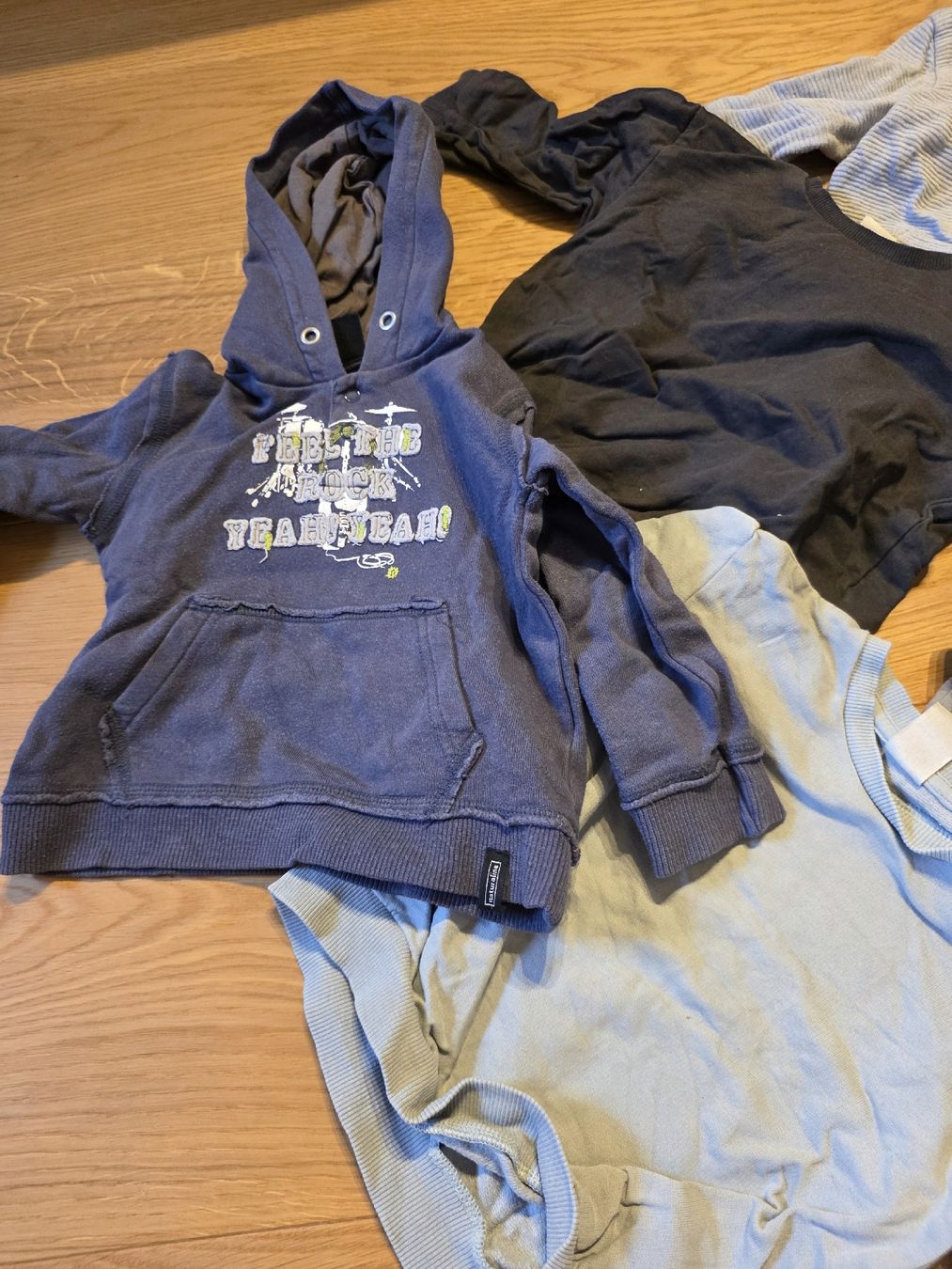 Pulls et sweat-shirts: Pullover gr 80 – D'occasion à Eschenz par Carmenr93 4