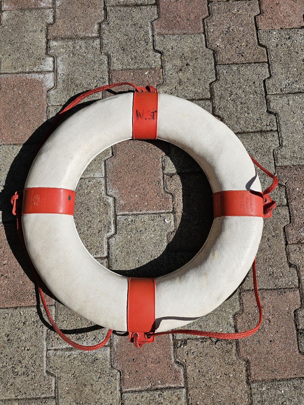 Schwimmringe: Rettungsring – Gebraucht aus Meisterschwanden von Hummer21