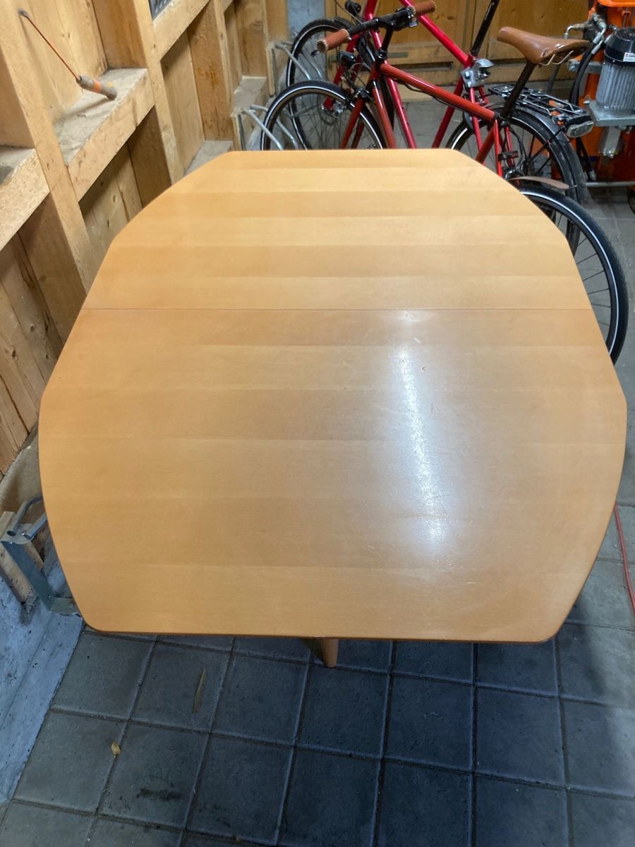 Tables: Tisch – D'occasion à Felsberg par tan_rf6s 5