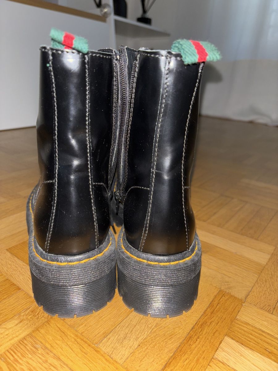 Scarpe da donna: Stylish Black Boots – Nuovo (secondo la descrizione) da Wald ZH venduto da bea_lqb6 1