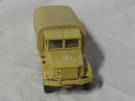 MILITÄR SOLIDO  NR. 245  KAISER JEEP  M 34  6X6 1:50 TOP