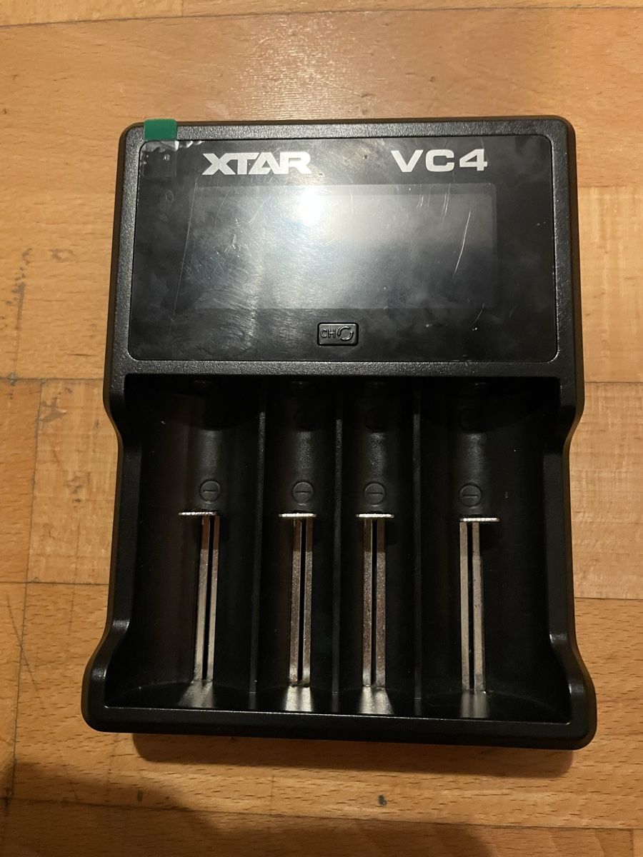 Caricatori & Batterie: Batterie Charger XTAR VC4 – Nuovo (secondo la descrizione) da bauma venduto da Feldi1876 1