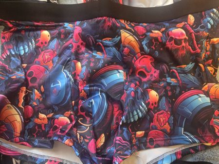 ZU VERKAUFEN SCHOʻNE kurze hosen